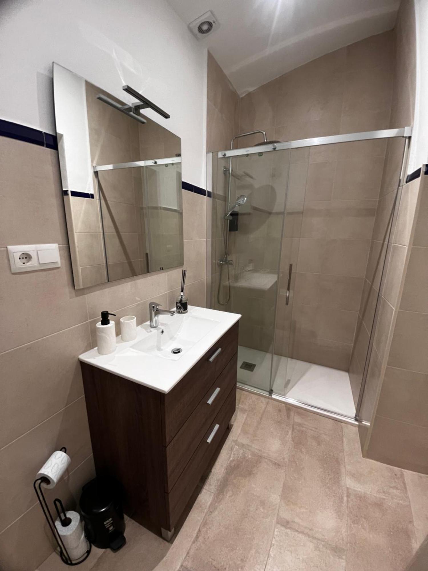 Shanti'S Andalusian Rooms Malaga Ngoại thất bức ảnh
