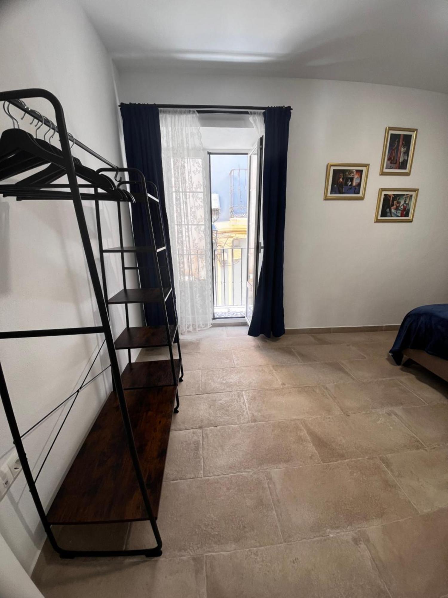 Shanti'S Andalusian Rooms Malaga Ngoại thất bức ảnh