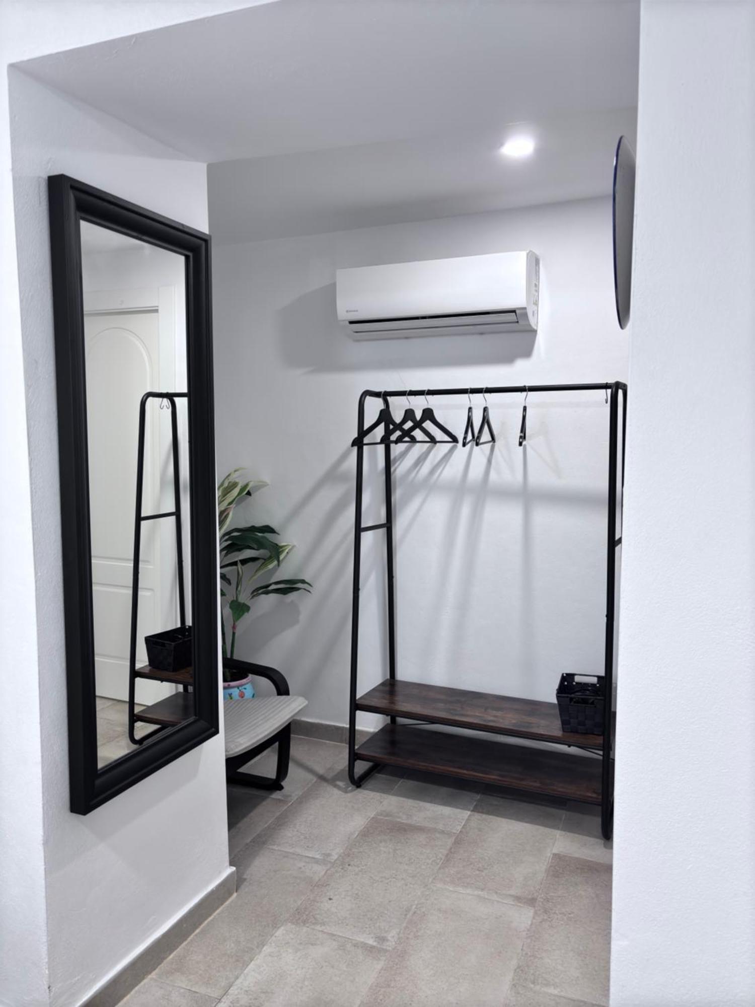 Shanti'S Andalusian Rooms Malaga Ngoại thất bức ảnh