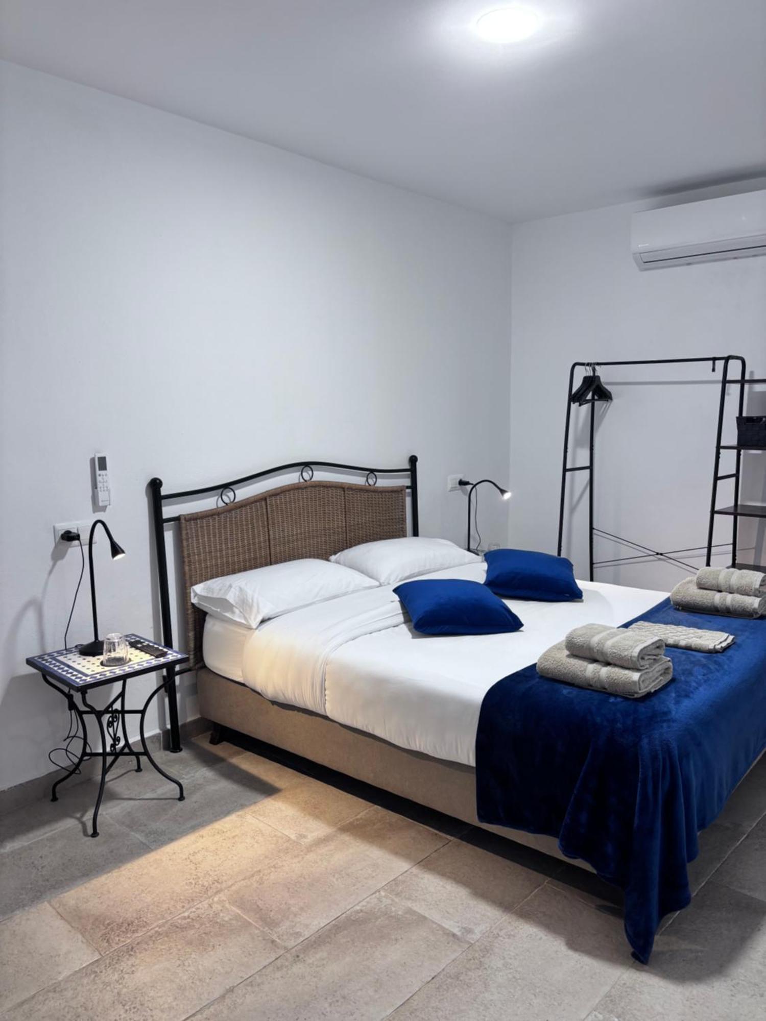 Shanti'S Andalusian Rooms Malaga Ngoại thất bức ảnh